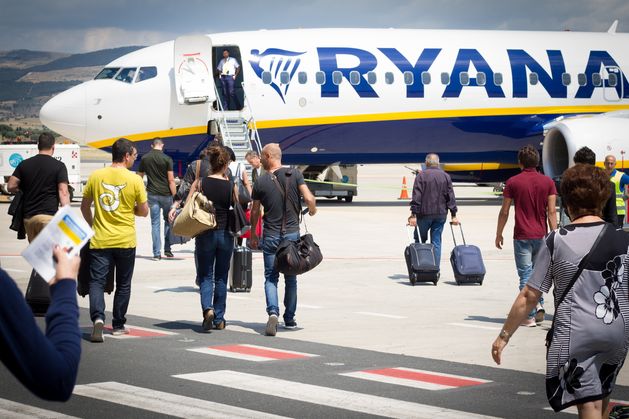You are currently viewing Further flights to and from Ireland affected today on foot of French air traffic control strikes – The Irish Independent