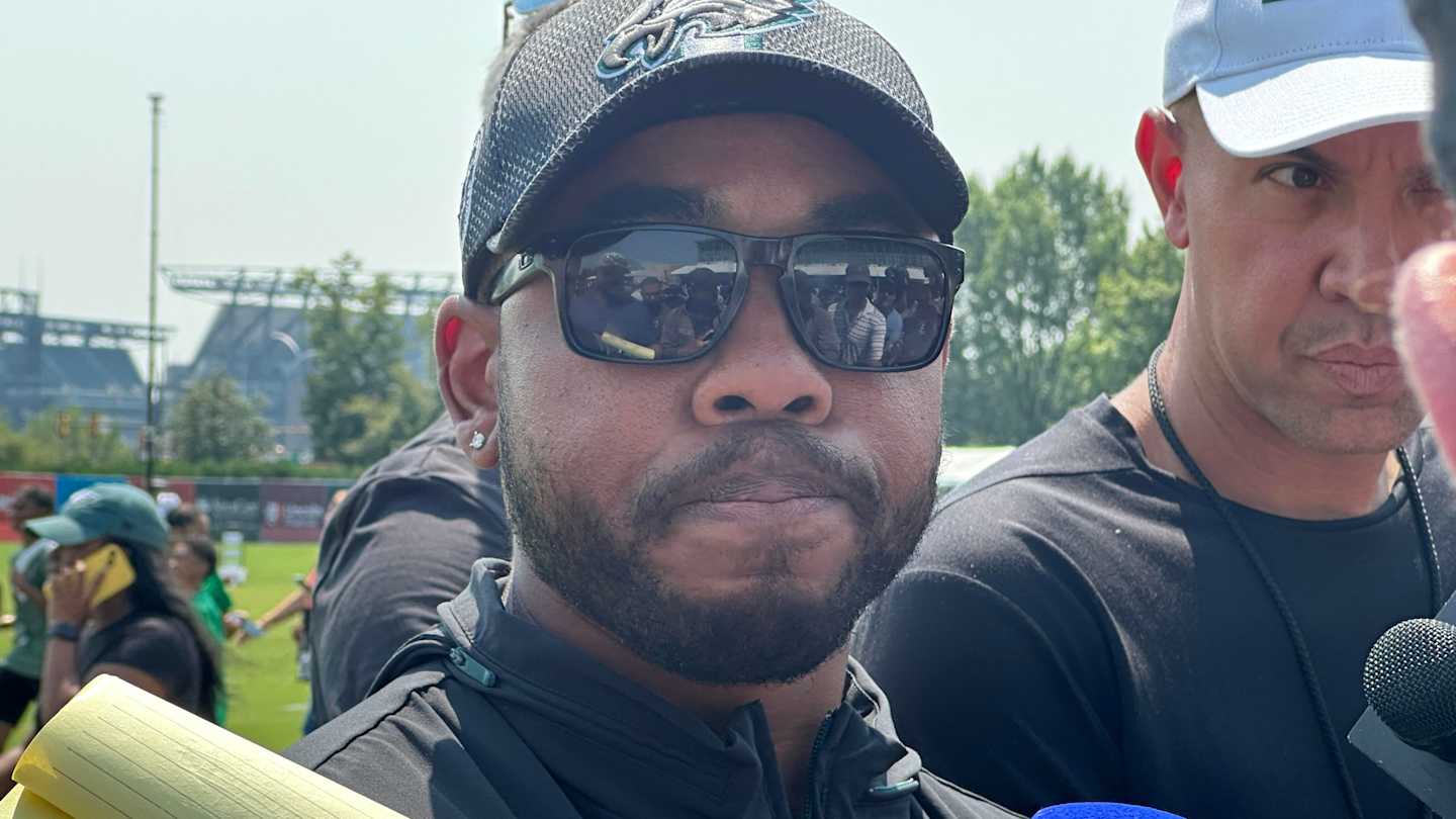 You are currently viewing Eagles DB Coach Offers Up Hints On Travel Plans – Sports Illustrated
