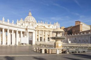 Read more about the article This Is the Most Crowded Tourist Destination on the Planet—Here’s How to See It Without All of the People