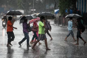 Read more about the article Weather Updates Across India: Travel Disruptions, Flood Warnings And Safety Tips – Outlook Traveller