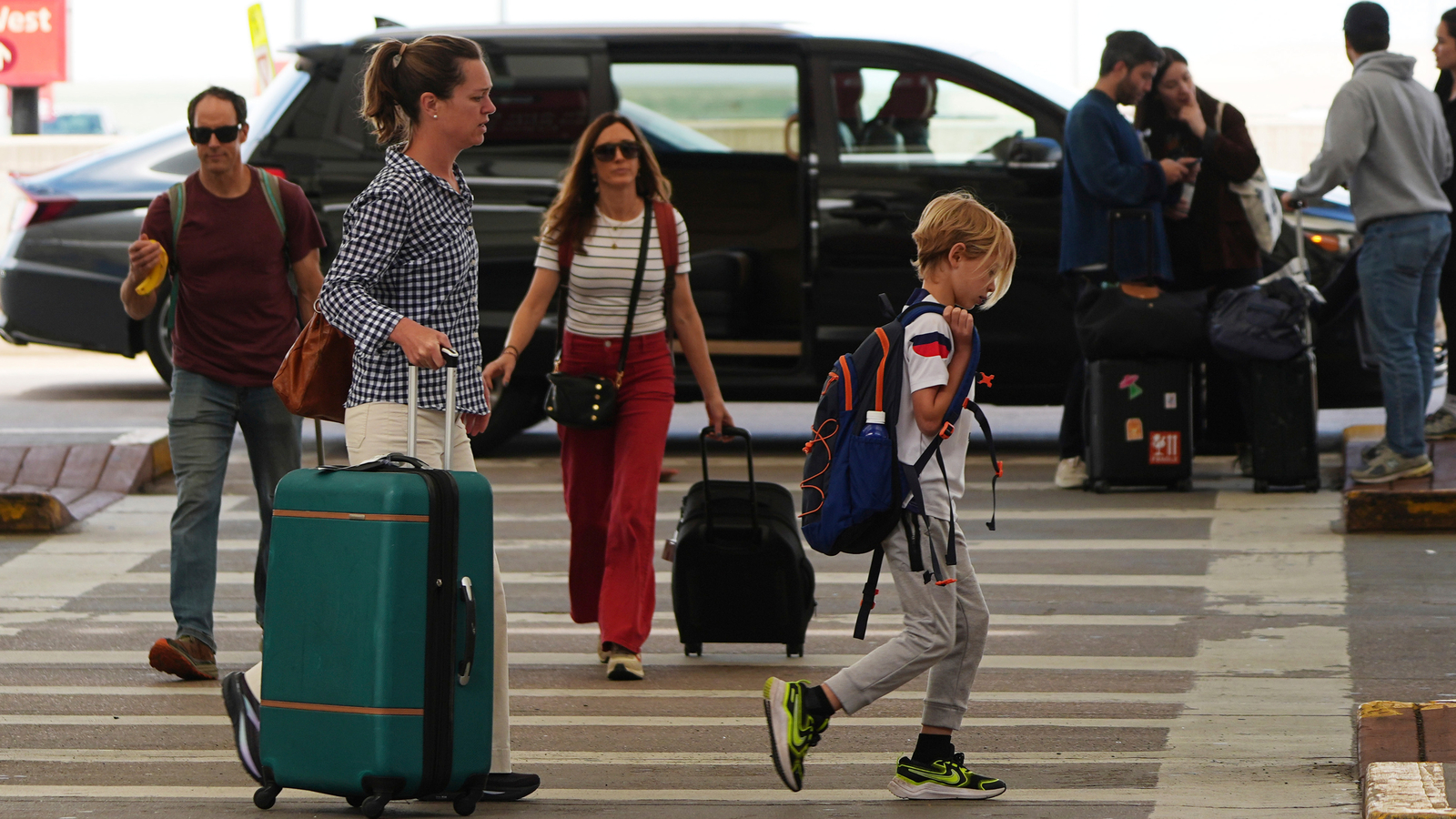 You are currently viewing 4th of July travel likely to shatter records: What to expect – ABC7 Los Angeles