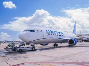 Read more about the article United Airlines Faces Travel Chaos with Seventy Six Flights Cancelled Due To Bad Weather In Chicago, Newark, Houston, Phoenix And Orlando – Travel And Tour World