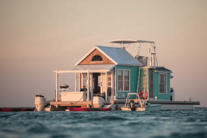 Read more about the article This Floating Cottage in Key West Is a Bucket-List Must – Only In Your State