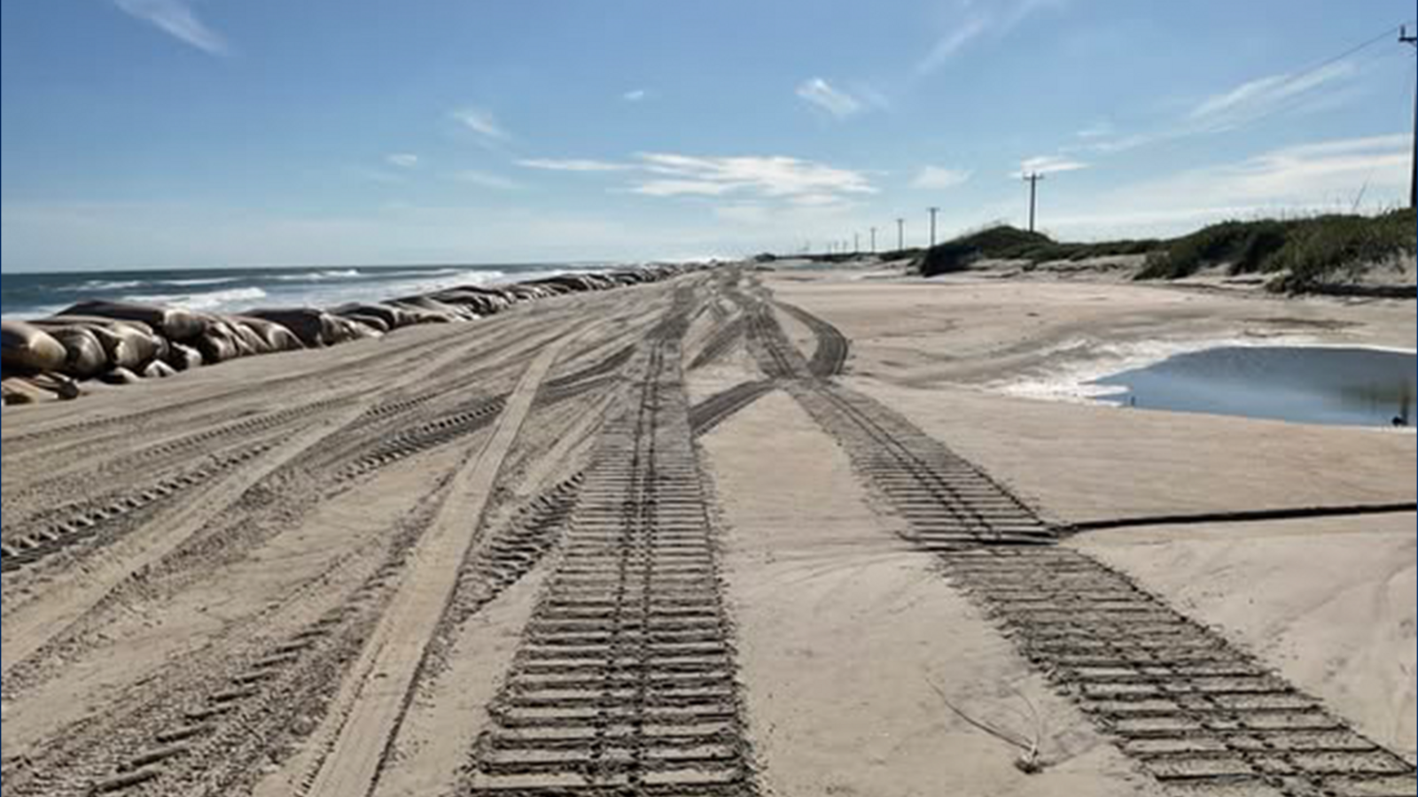 Read more about the article Erin batters NC coastline, leaving parts of NC 12 shut down on OBX; evacuations begin to lift – ABC11