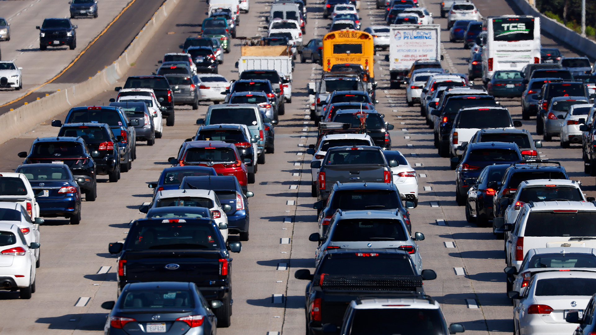 You are currently viewing Worst time to leave home for Labor Day road trip as heavy traffic expected – & surefire way to dodge delays all weekend – The US Sun