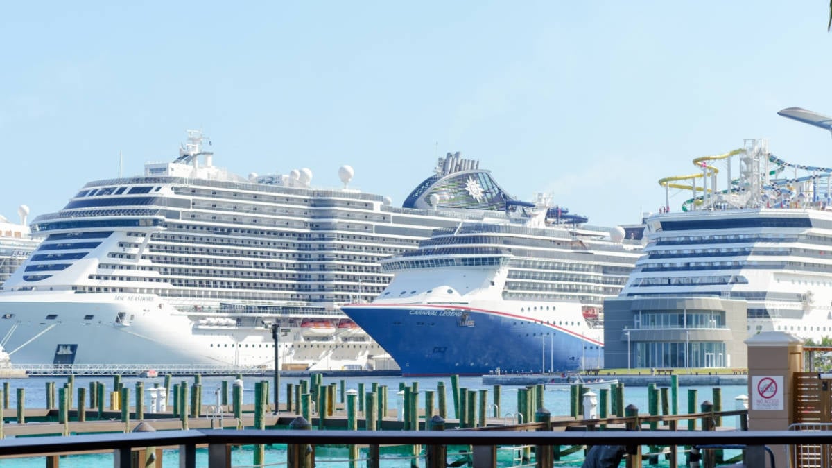 You are currently viewing Cruise Lines Rolling Out Labor Day Sales With Fare Cuts, Credits, and More – Cruise Hive