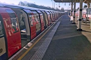 Read more about the article London travel news LIVE: Delays on the Jubilee line – London Evening Standard