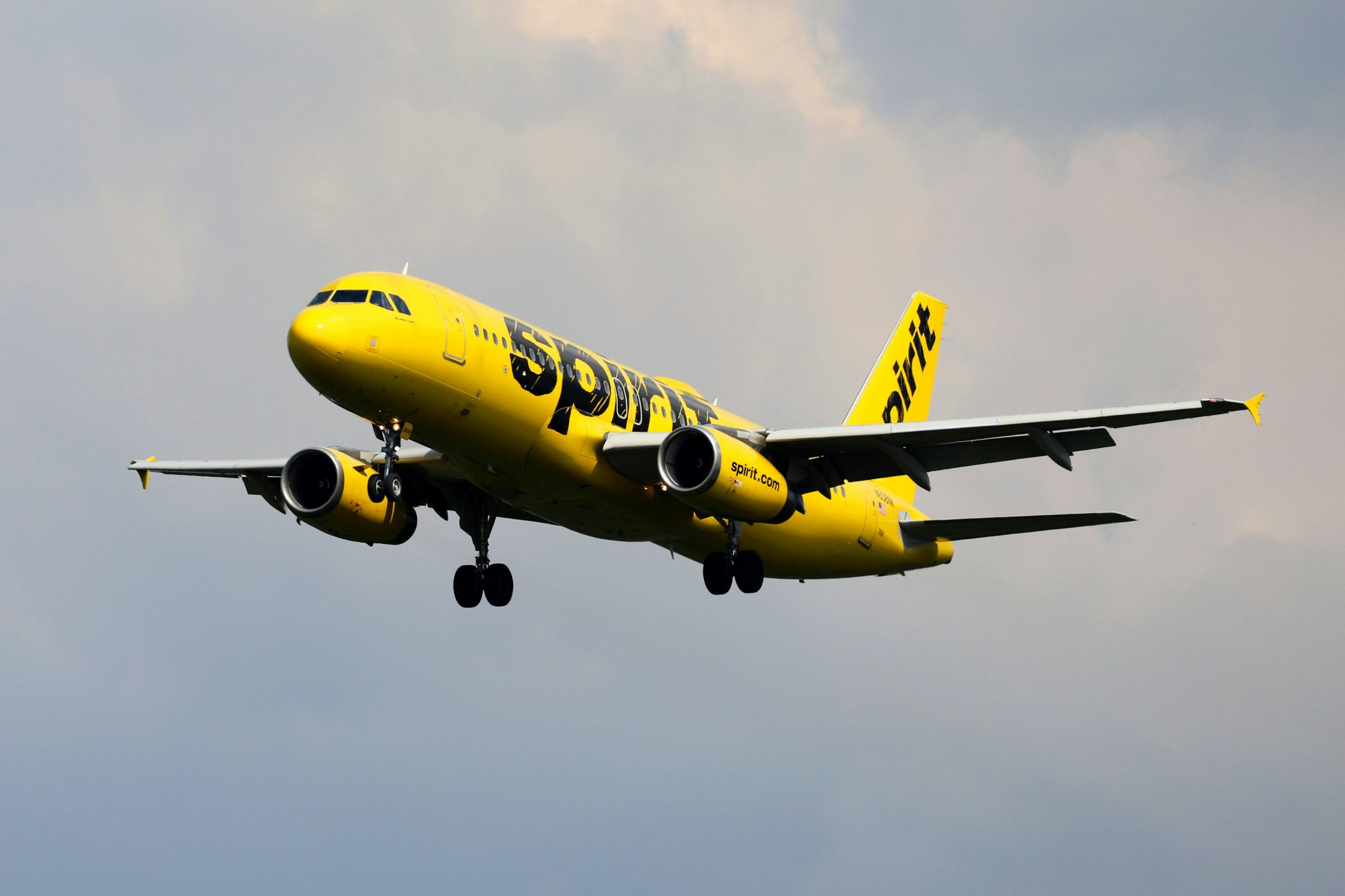 You are currently viewing Spirit Airlines cuts flights in 12 US cities after second bankruptcy in less than a year – Travel Tomorrow