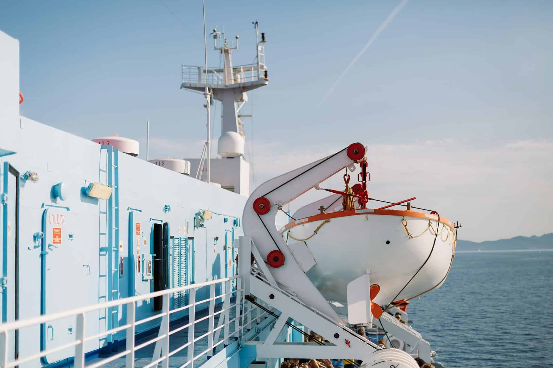 You are currently viewing Discover Elba, Italy: Best Ferry Routes and Tips – Travel Dudes