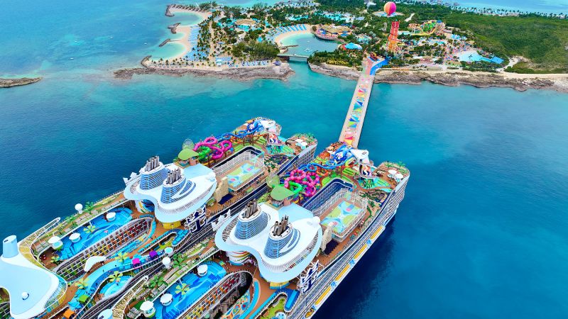 You are currently viewing It’s quadruplets! The world’s biggest cruise ship gets three super-sized sister ships – CNN