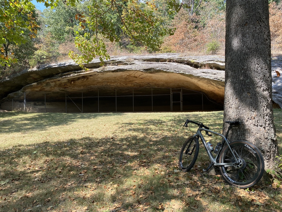 You are currently viewing A Few Beginners Tips for Traveling with Disc Brake Bikes – roadbikerider.com