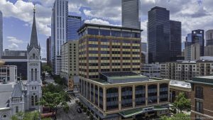 Read more about the article Fertitta-owned Westin Houston Downtown unveils multimillion-dollar renovation (PHOTOS) – The Business Journals