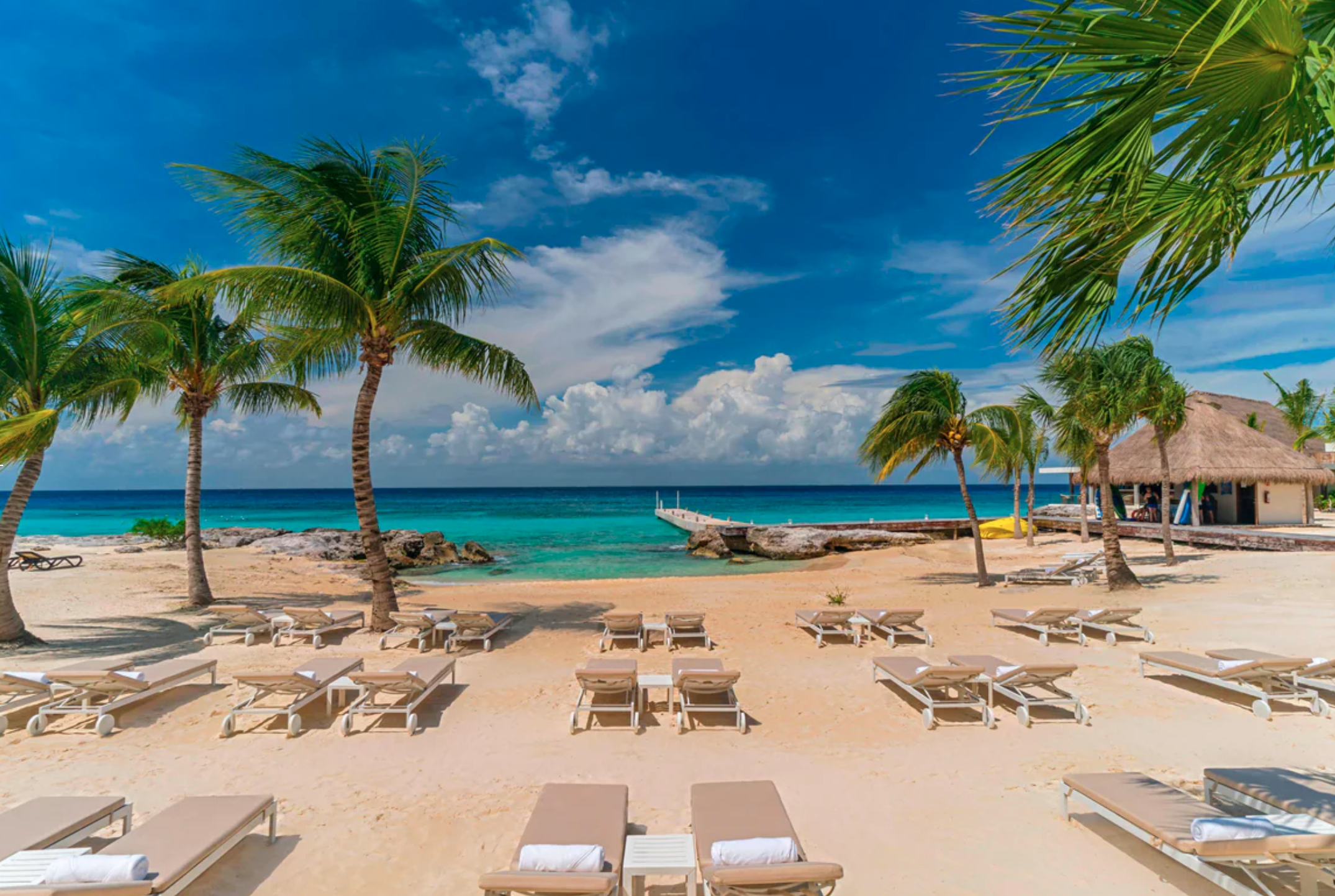 You are currently viewing Marriott Bonvoy Travel Insurance Review — Is It Worth It? [2025] – Upgraded Points