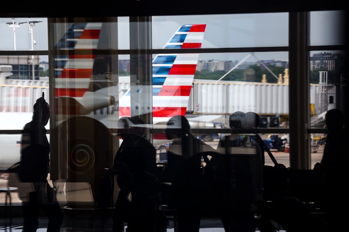 You are currently viewing American Air Flight Delays Mount Amid Maintenance System Problem – Bloomberg.com
