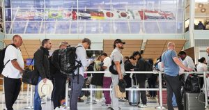 Read more about the article A downturn in international travel to the U.S. may last beyond summer, experts warn – Los Angeles Times