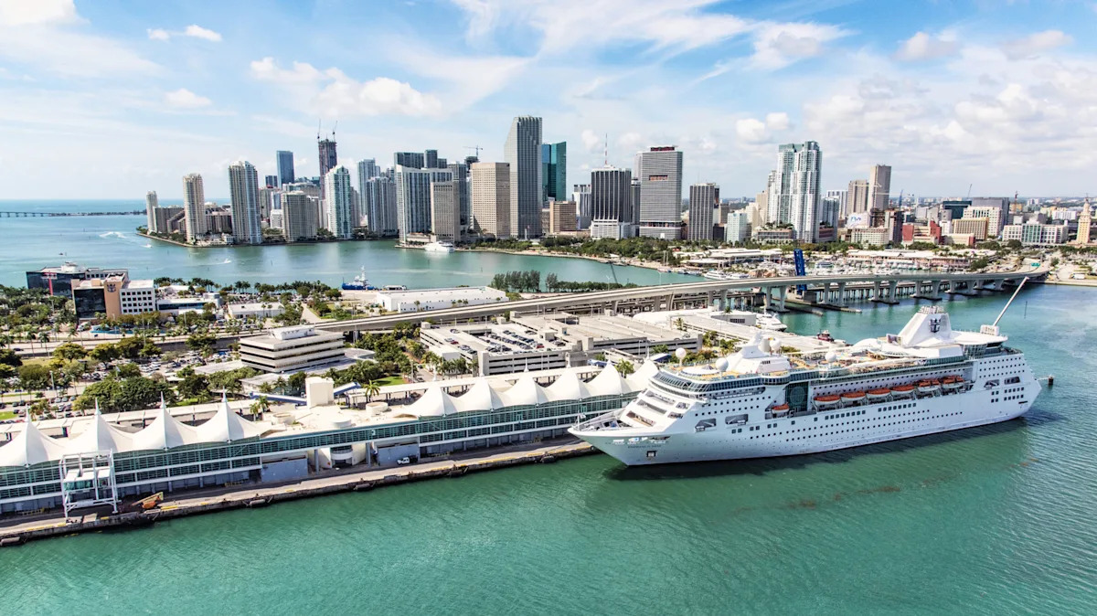 Read more about the article The 'Cruise Capital Of The World' Is A Bustling Florida City With The World's Busiest Cruise Port – Yahoo