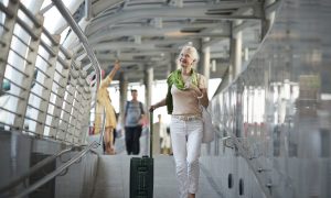 Read more about the article Last-Minute Travel Deals: Tricks from the Pros – NerdWallet