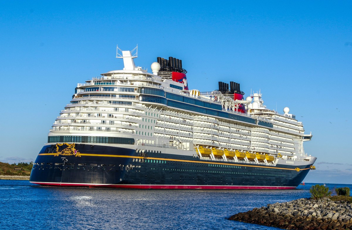 You are currently viewing Popular Florida cruise port hikes parking fees – Yahoo