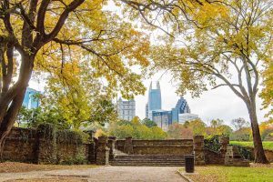 Read more about the article 10 Affordable U.S. Destinations for a Last-minute Fall Getaway