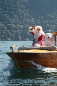 Read more about the article Everyone Should Celebrate Christmas Abroad At Least Once – Here’s Where – Country and Town House