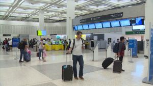 Read more about the article Flight delays, cancellations rise as government shutdown continues. Here's how Houston is affected. – KHOU