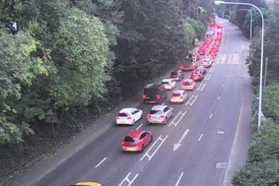 You are currently viewing NI traffic alerts: Road reopens after three-vehicle crash outside Belfast – Belfast Telegraph