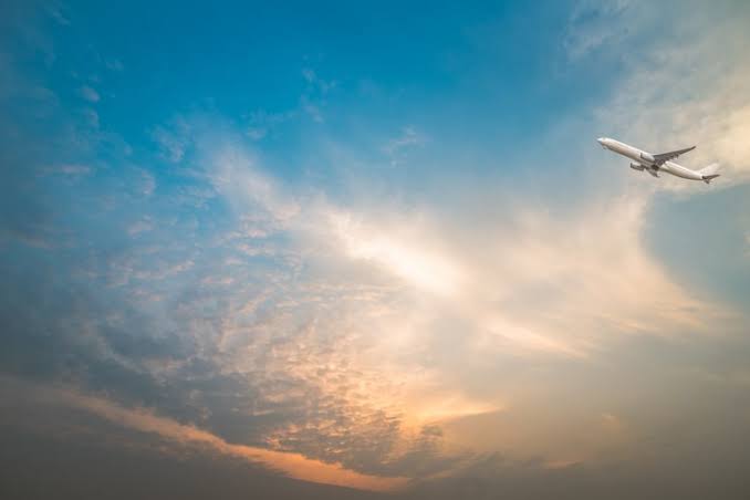 You are currently viewing American Airlines Joins LIAT, Sunwing, and EgyptAir to Expand Caribbean Routes in 2026: New Flights to Barbados, Jamaica, Nicaragua, Egypt, and More! – Travel And Tour World