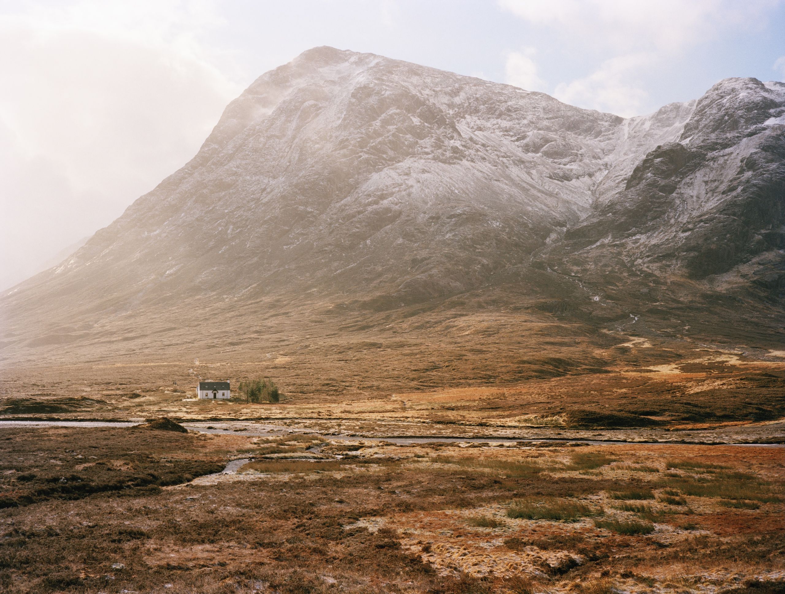 You are currently viewing ‘Activities are of the derring-do variety, and the weather is unreliable year round, so it’s useful to be a good sport’: A memorable road trip to the tidal island in Scotland where J. M. Barrie liked to holiday – Country Life