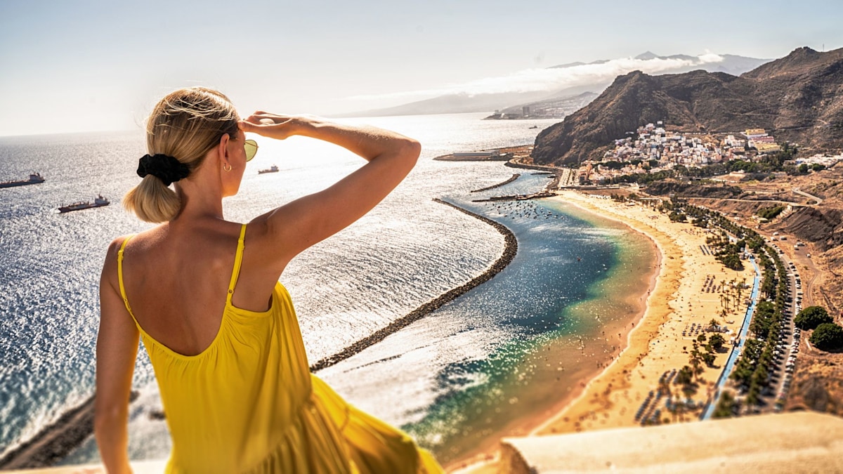 Read more about the article First time travelling solo? A guide to safe, inspiring destinations and practical planning tips – HELLO! Magazine