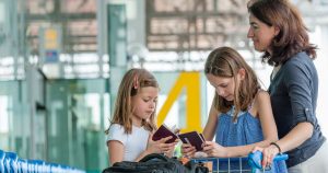 Read more about the article Families swear by these 10 tips that make travelling with children easier – Bristol Live