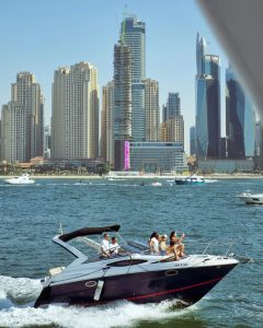 Read more about the article Dubai’s Top Luxury Travel Trends 2025 – UrbanAsian.com