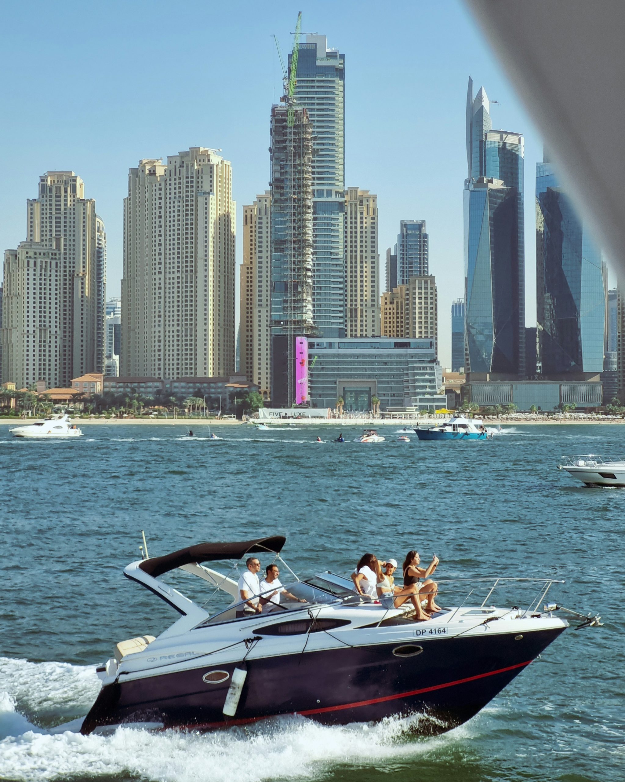You are currently viewing Dubai’s Top Luxury Travel Trends 2025 – UrbanAsian.com