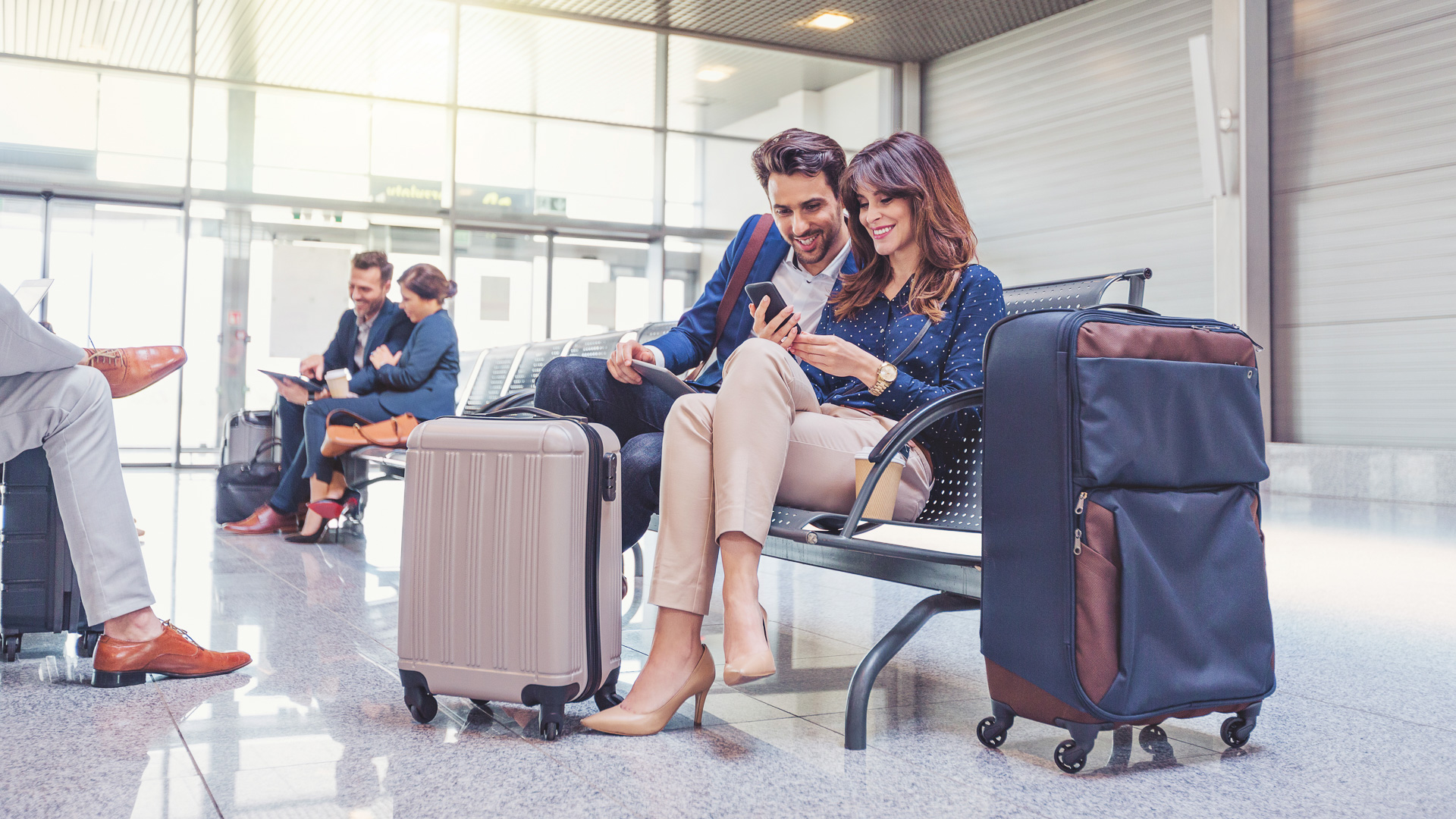 You are currently viewing 4 Hacks To Save Money on Travel in Fall 2025 – GOBankingRates