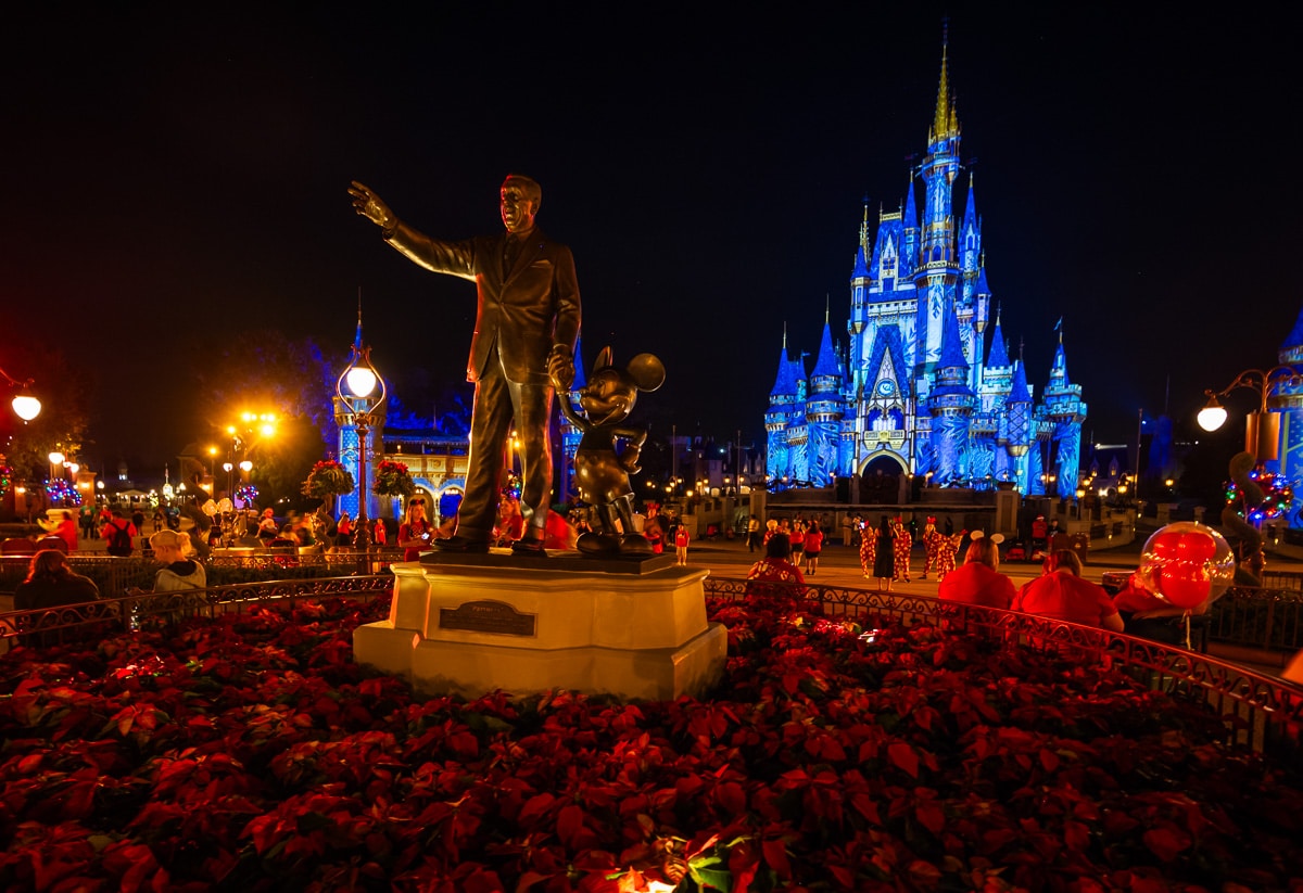 You are currently viewing Best Black Friday 2025 Deals on Disney Tickets & Travel – Disney Tourist Blog