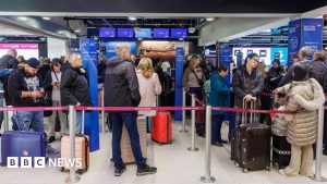 Read more about the article Flights resume at Edinburgh Airport after air traffic control outage – BBC