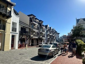 Read more about the article We skipped the crowds of Miami and Fort Lauderdale. Instead, we had the best vacation in a small town on Florida's coast. – AOL.com