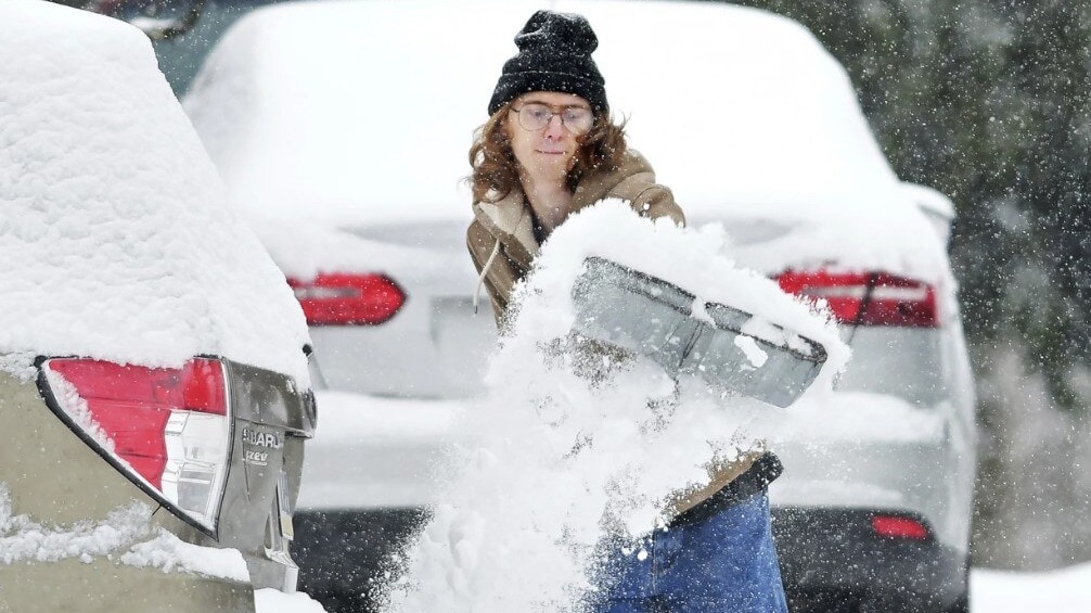 You are currently viewing US Winter Storm Live: Snow emergency declared as New York braces for its heaviest storm in years – India Today