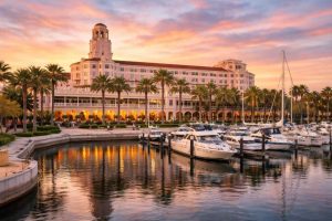 Read more about the article The Vinoy Resort: A Century Of Charm In St Petersburg, Florida – Travel And Tour World