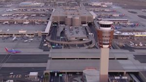 Read more about the article Holiday travel: Weather in parts of the U.S. affected flights at Phoenix Sky Harbor – FOX 10 Phoenix