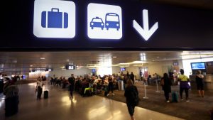 Read more about the article Helpful travel resources for Tucsonans amid national flight reductions – Arizona Daily Star