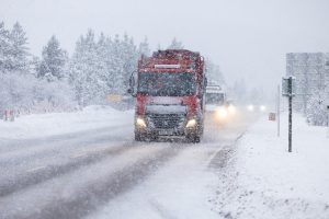 Read more about the article Storm Goretti live: Amber snow and ‘danger to life’ warning as 90mph winds approach – The Independent