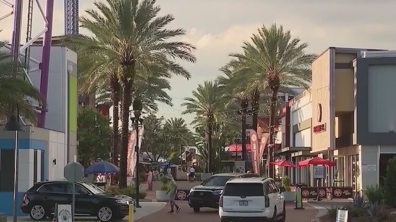 You are currently viewing Florida tourism inches up in Q3 as Canadian travel continues to fall – FOX 35 Orlando