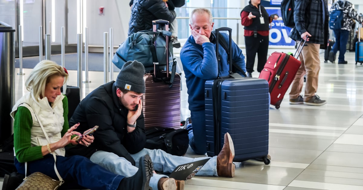 You are currently viewing Winter weather and heavy winds put a freeze on post-holiday travel – NBC News