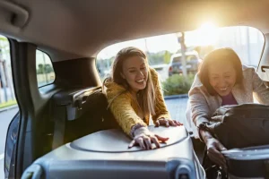 Read more about the article Best Credit Cards for Car Rental Insurance in 2026: Travel Smarter – LendingTree