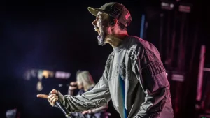 Read more about the article Travelling to Lollapalooza India 2026? Here's your complete travel guide for the Mumbai music festival – Mid-day