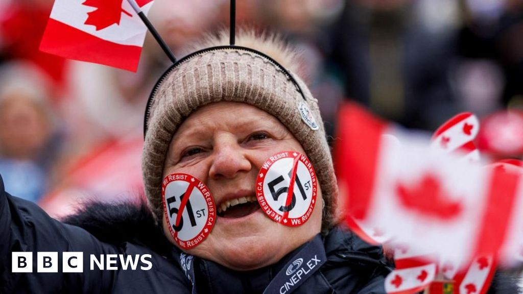 You are currently viewing A surge in patriotism and fewer US trips – Trump's Canada impact – BBC