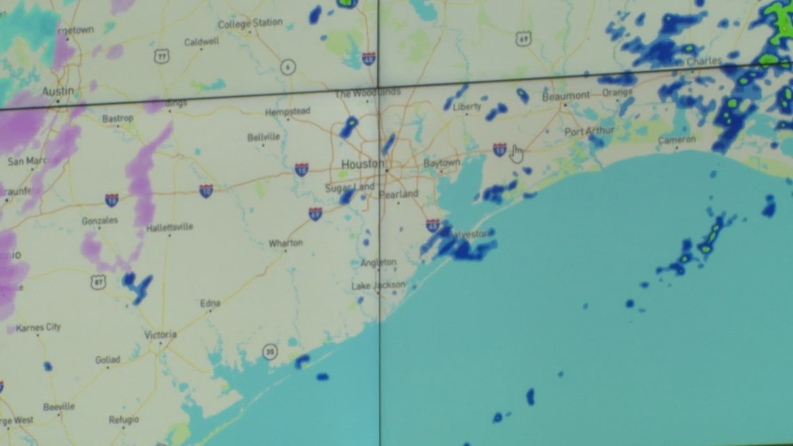 You are currently viewing Team coverage: Winter storm impacts Houston with ice, closures, and travel issues – khou.com