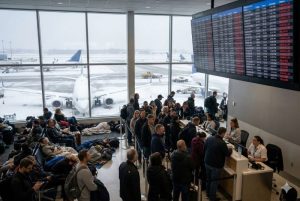 Read more about the article U.S. Winter Storm Travel Alert – Expert Tips for Tourists to Stay Safe, Avoid Cancellations, and Plan Winter Journeys – Travel And Tour World