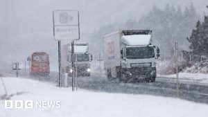 Read more about the article Travel disruption as Storm Chandra brings snow, strong winds and heavy rain to Scotland – BBC