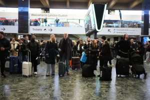 Read more about the article London travel news LIVE: Euston train cancellations as overhead line failure causes disruption – London Evening Standard